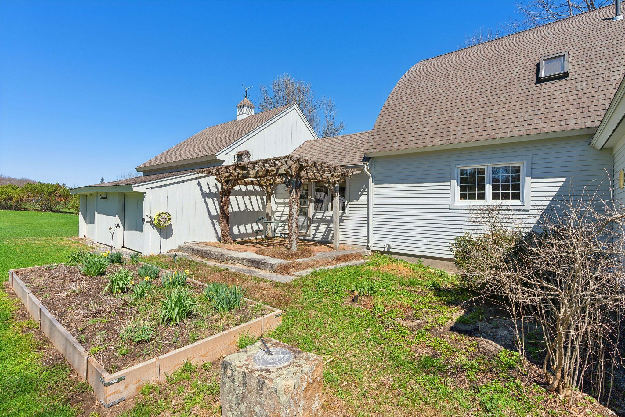 33 Smith Road Hallowell ME 04347