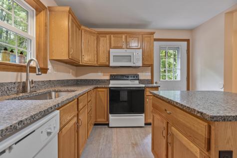 113 Lewis Road Naples ME 04055