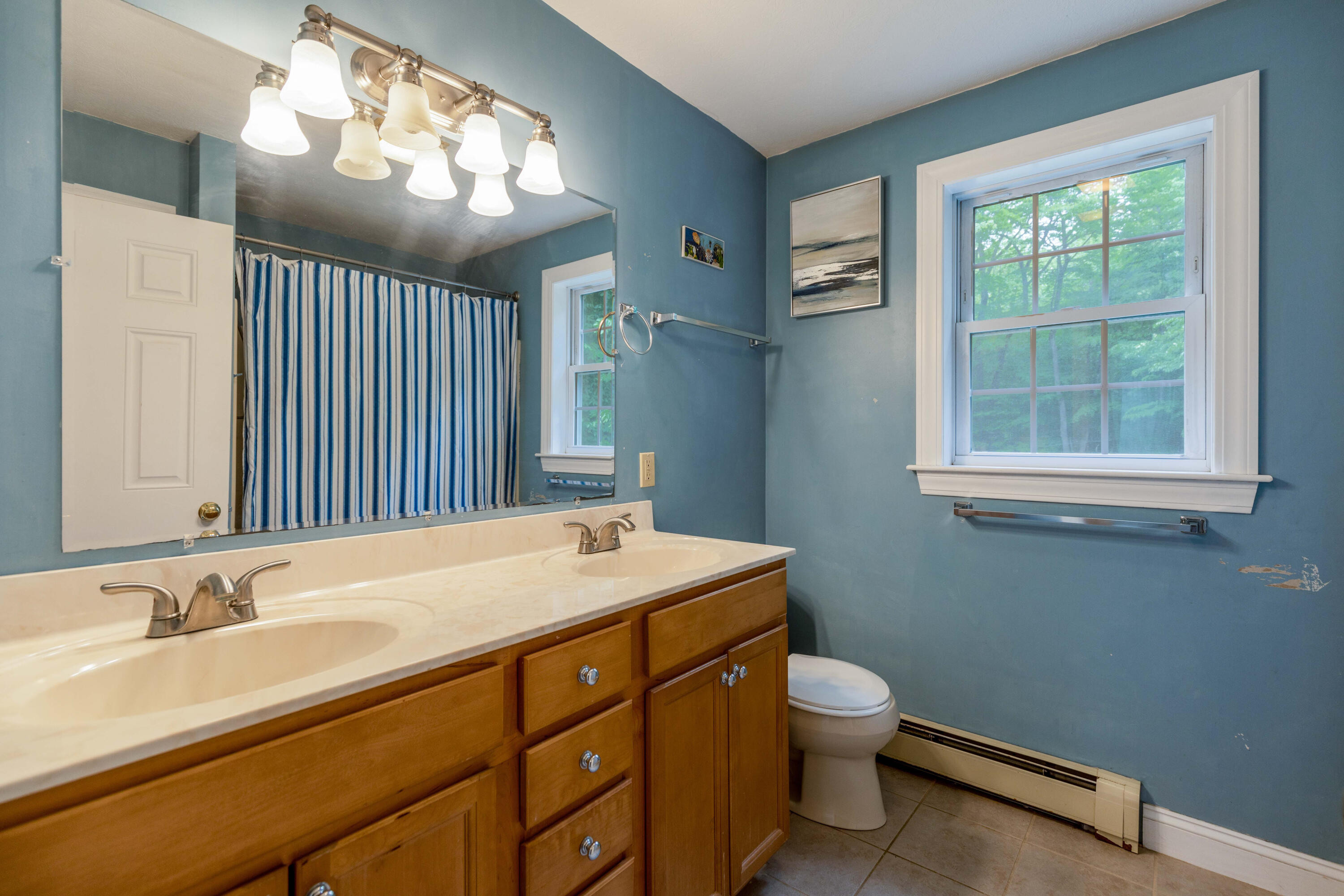 15 Eisenhower Court Naples ME 04055