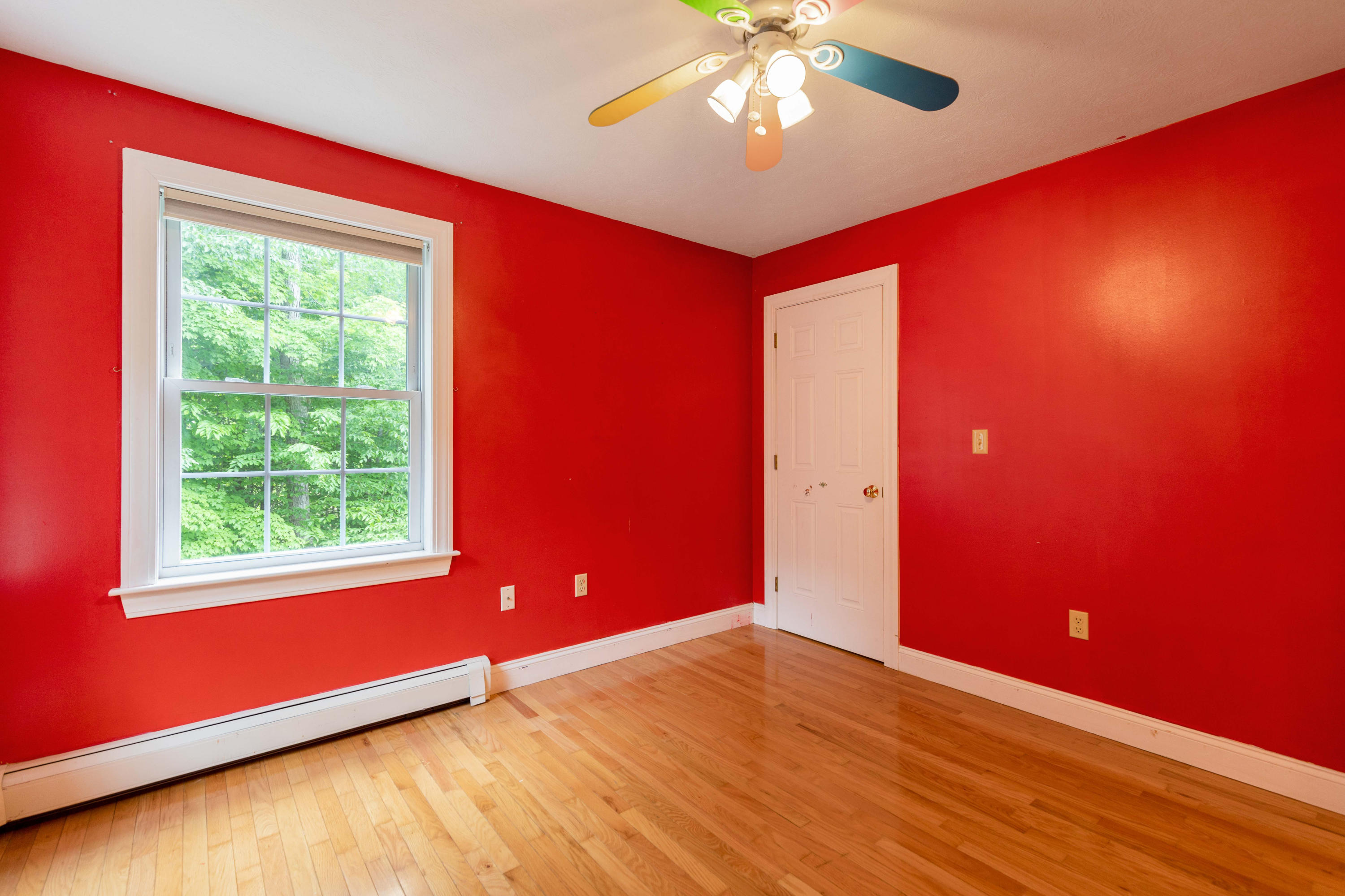 15 Eisenhower Court Naples ME 04055