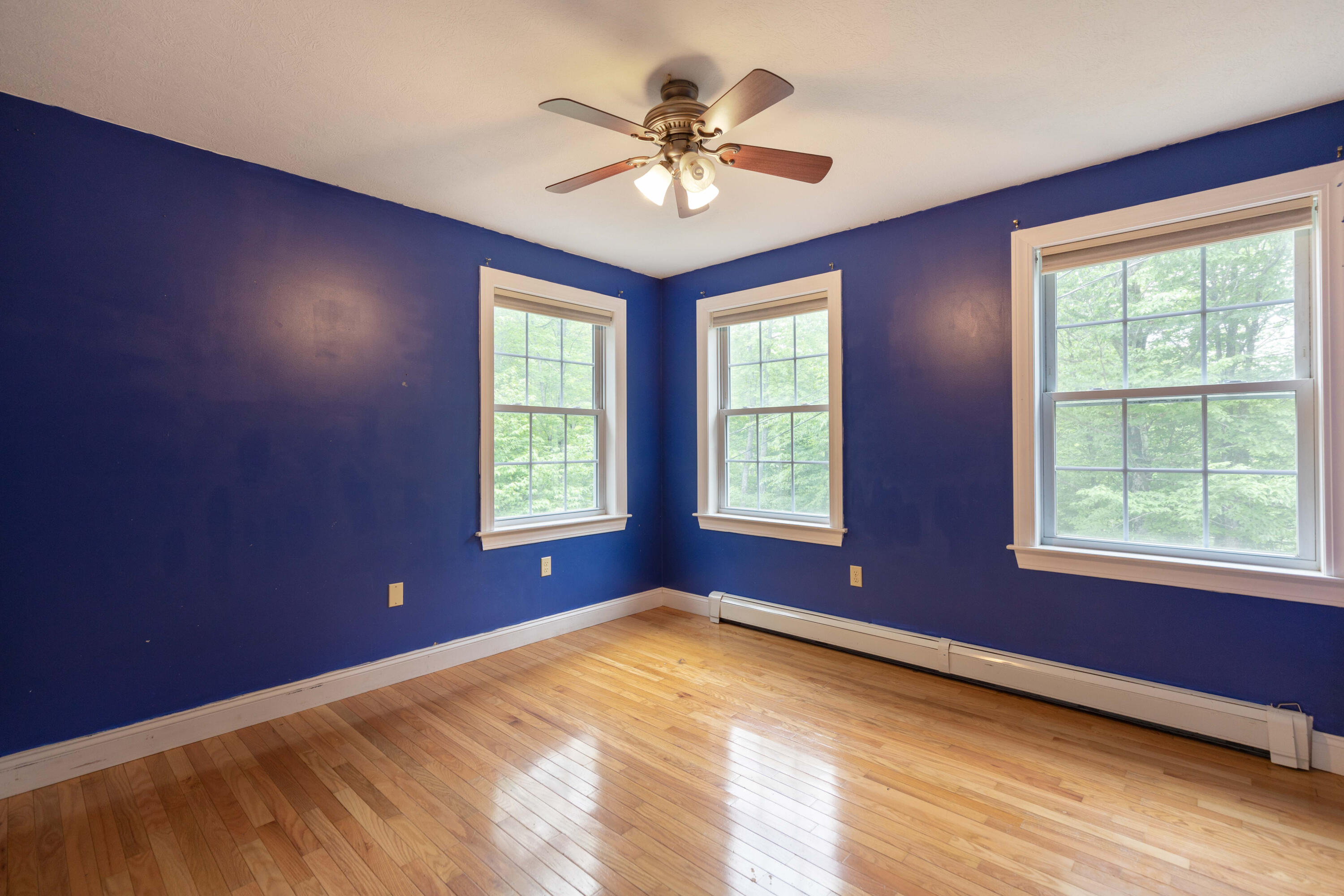 15 Eisenhower Court Naples ME 04055