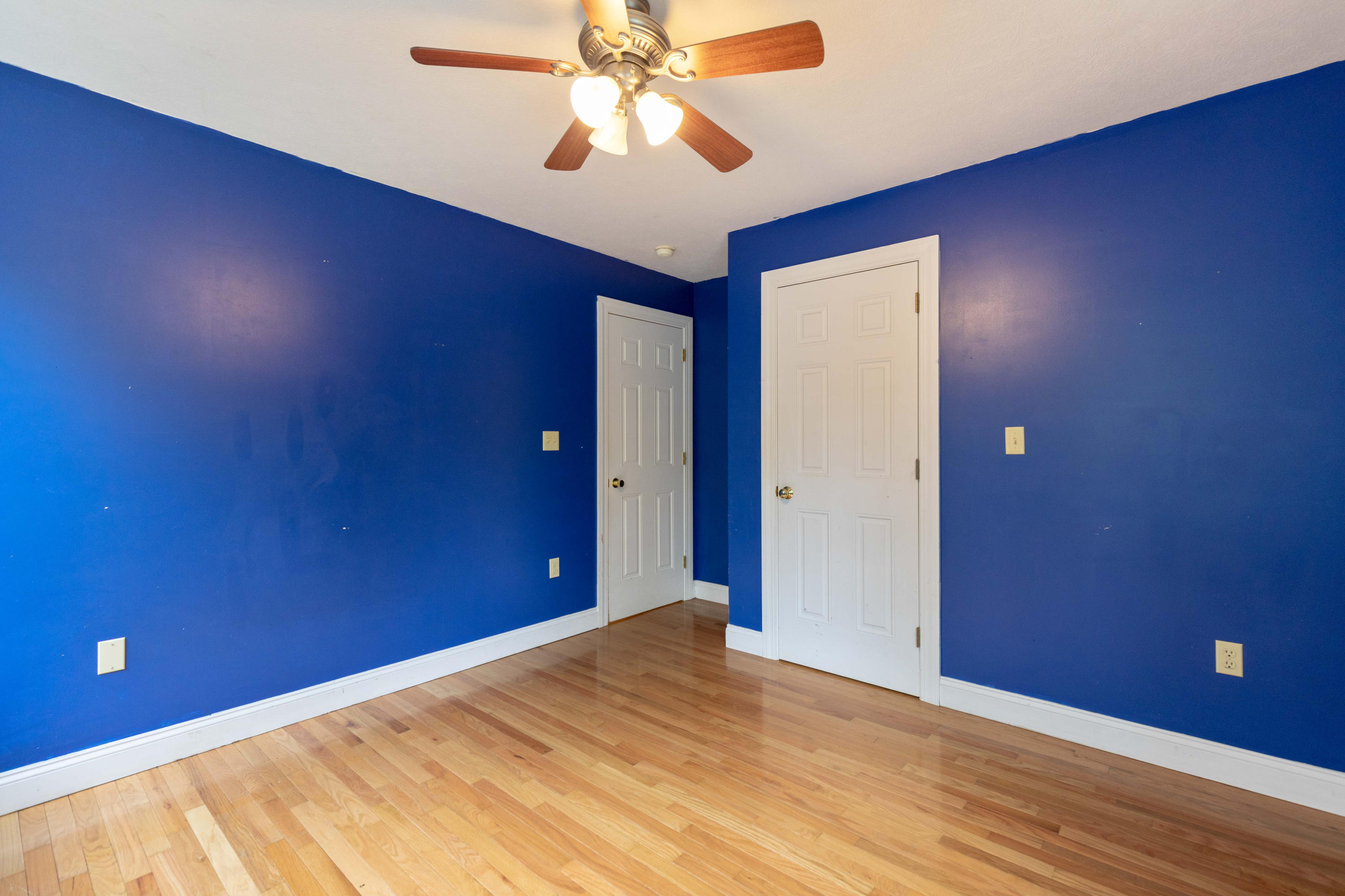 15 Eisenhower Court Naples ME 04055