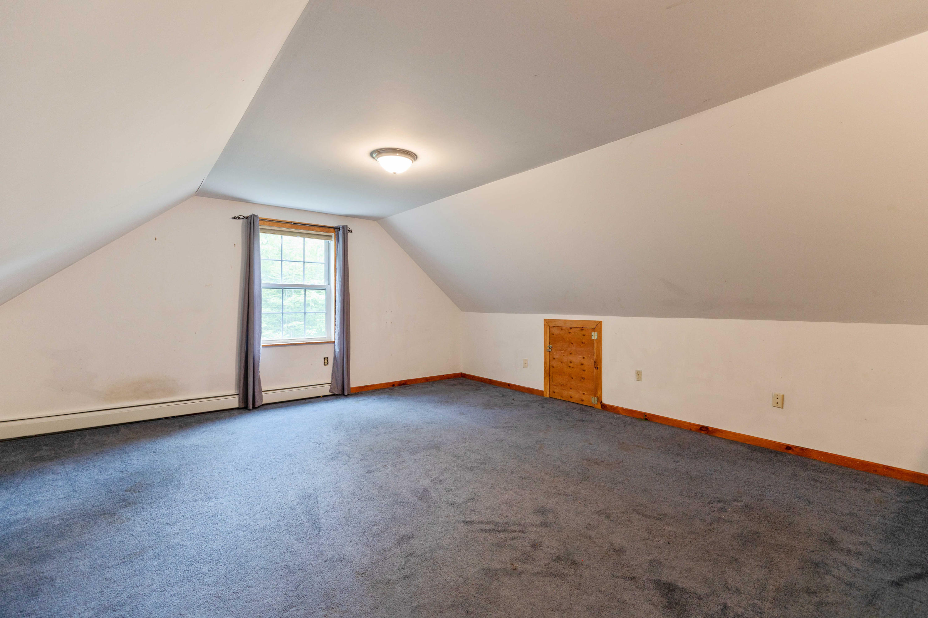 15 Eisenhower Court Naples ME 04055