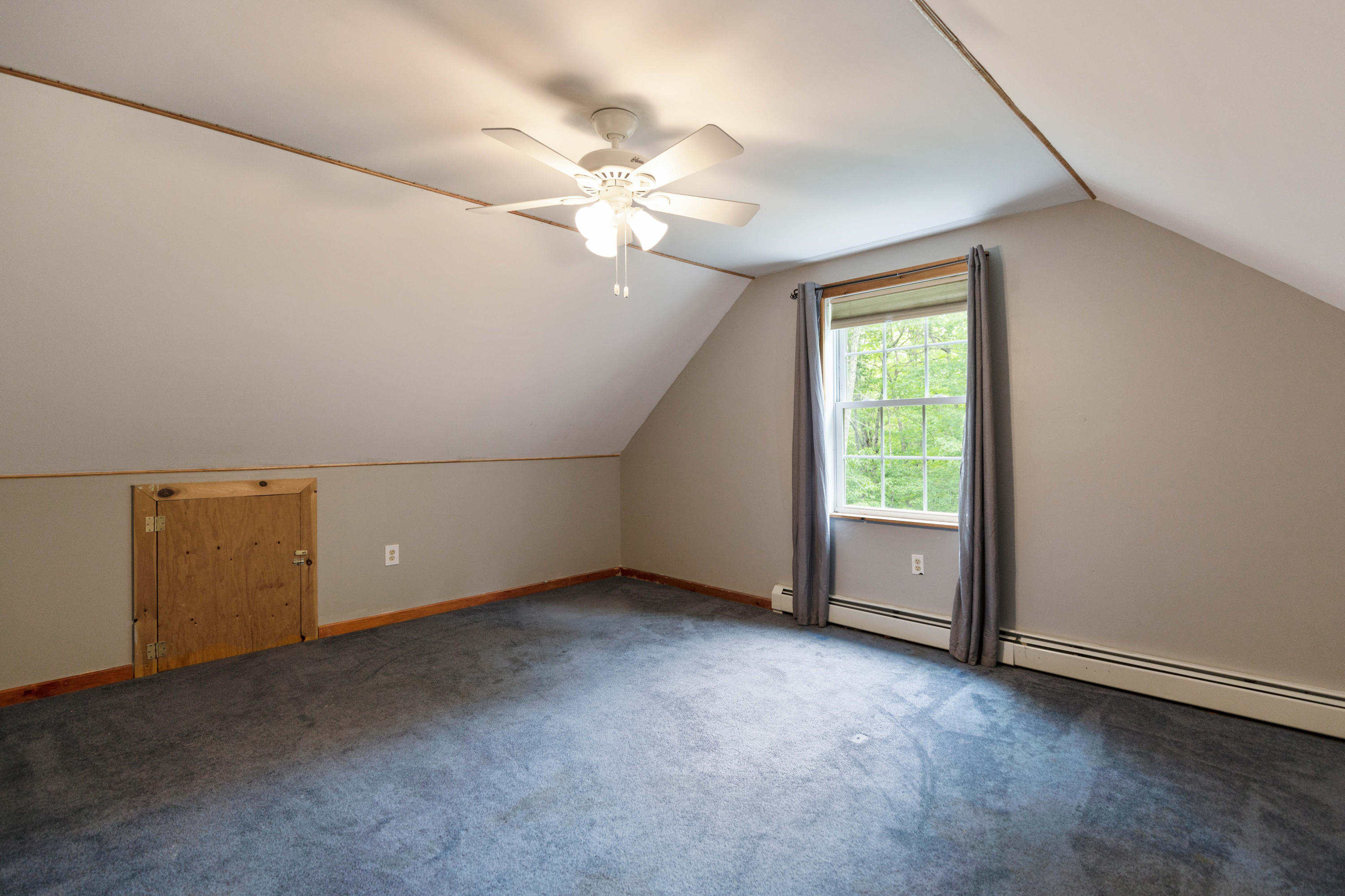 15 Eisenhower Court Naples ME 04055