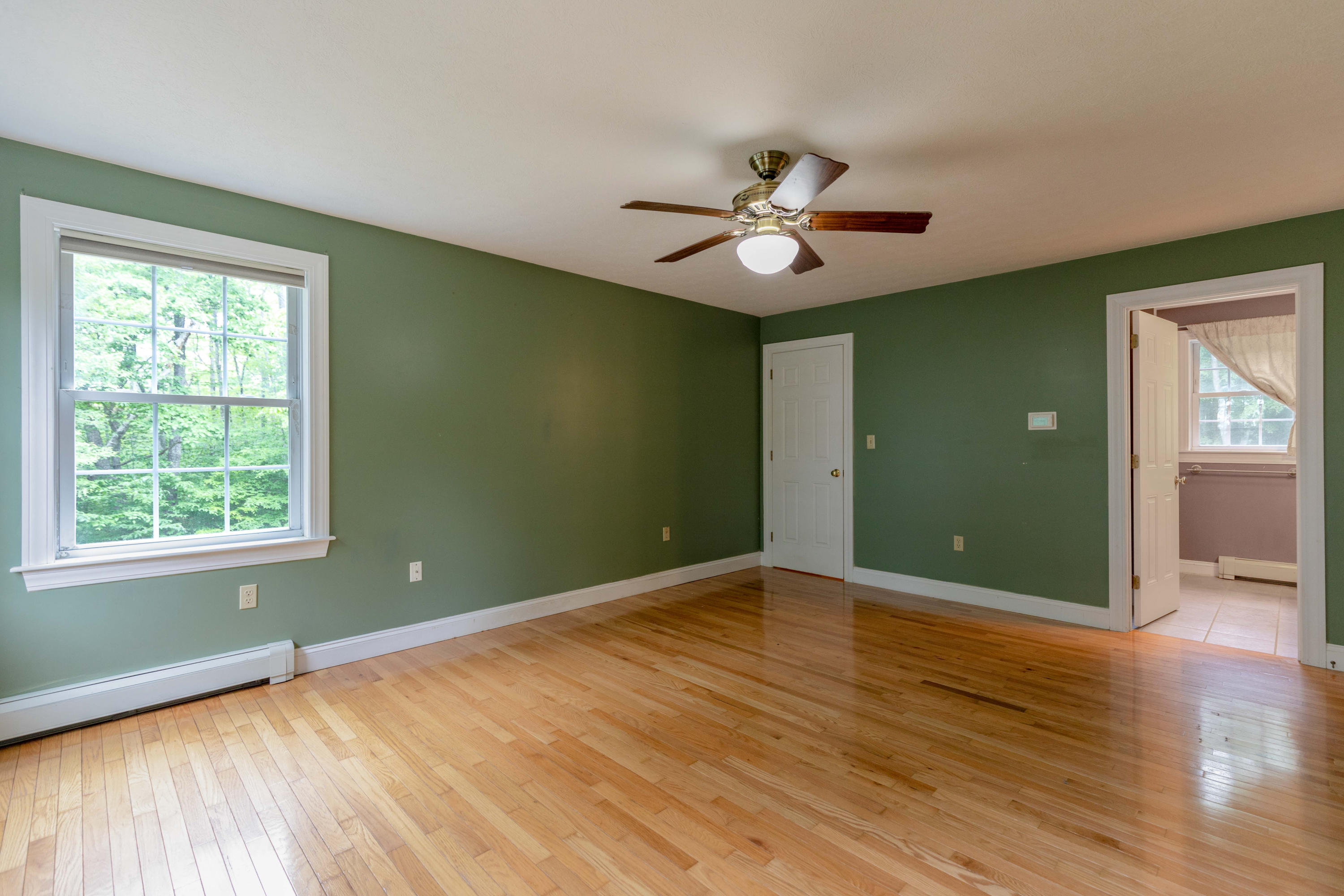 15 Eisenhower Court Naples ME 04055