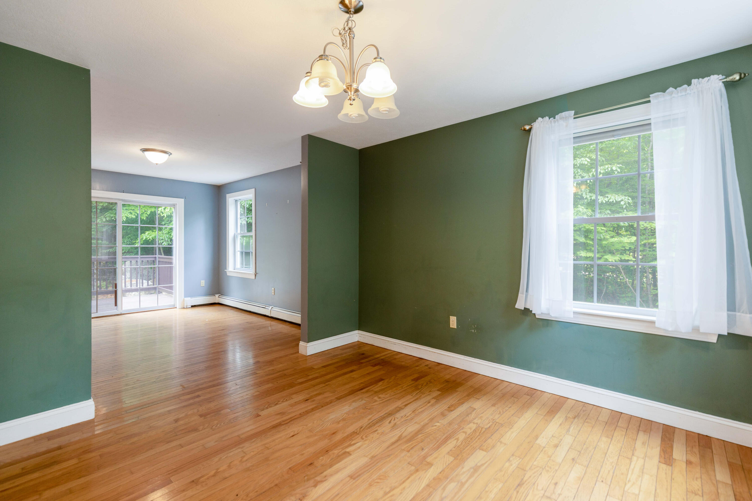 15 Eisenhower Court Naples ME 04055