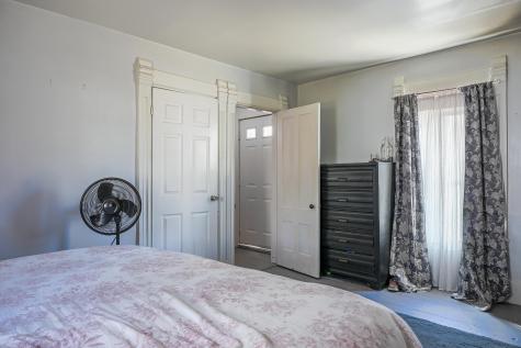 5 Hazen Street Norway ME 04268