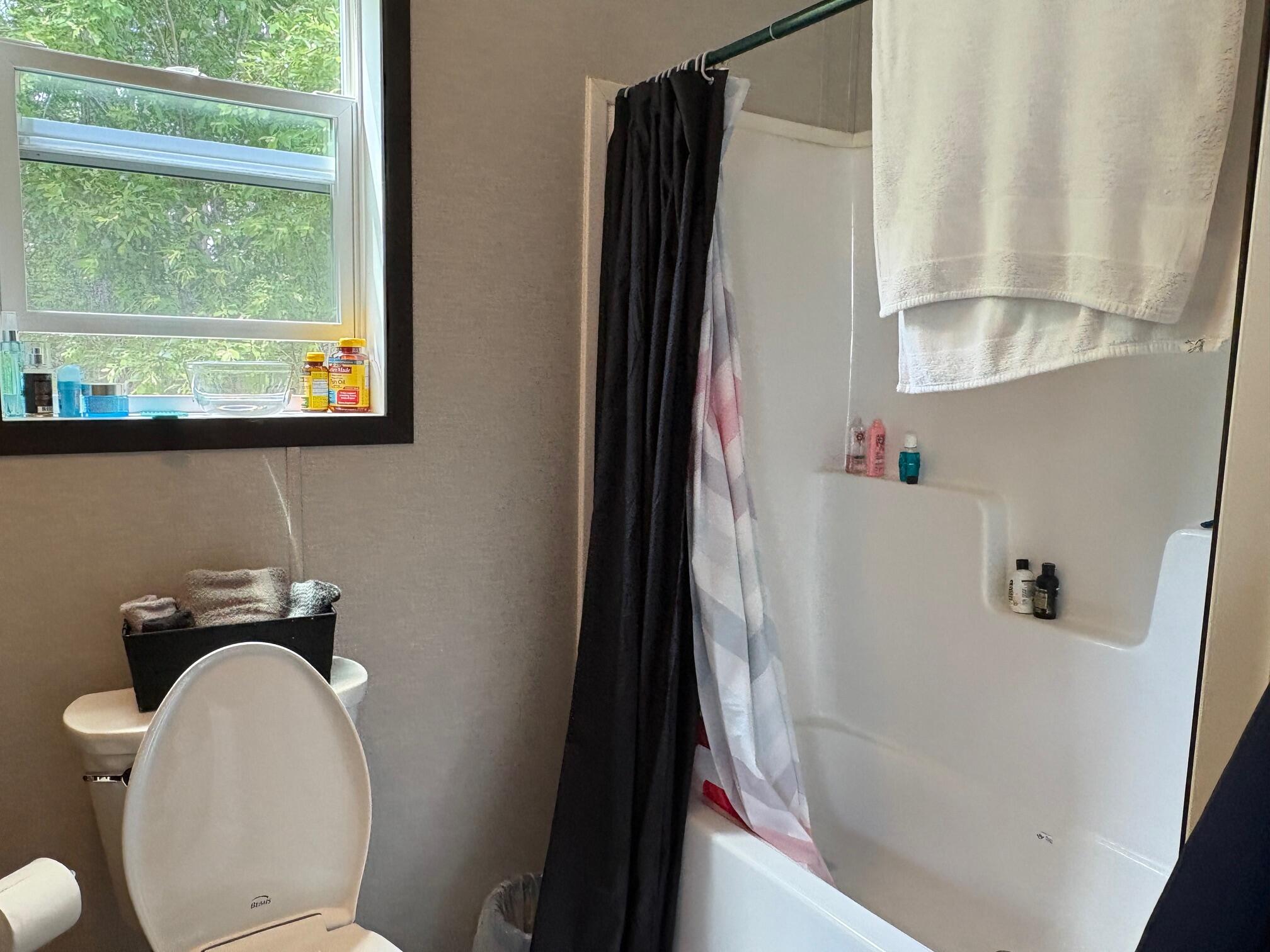 13 Rw Macleod Lane Belfast ME 04915