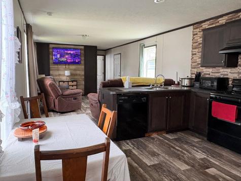 13 Rw Macleod Lane Belfast ME 04915