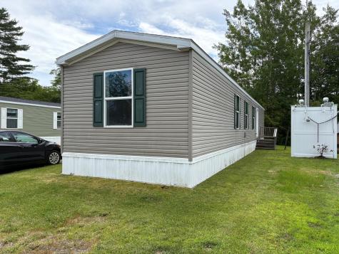 13 Rw Macleod Lane Belfast ME 04915