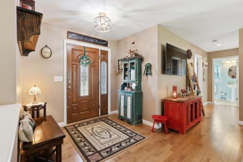 46 Longwood Drive Gardiner ME 04345