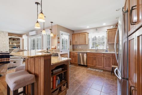 46 Longwood Drive Gardiner ME 04345
