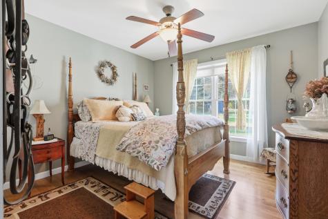 46 Longwood Drive Gardiner ME 04345