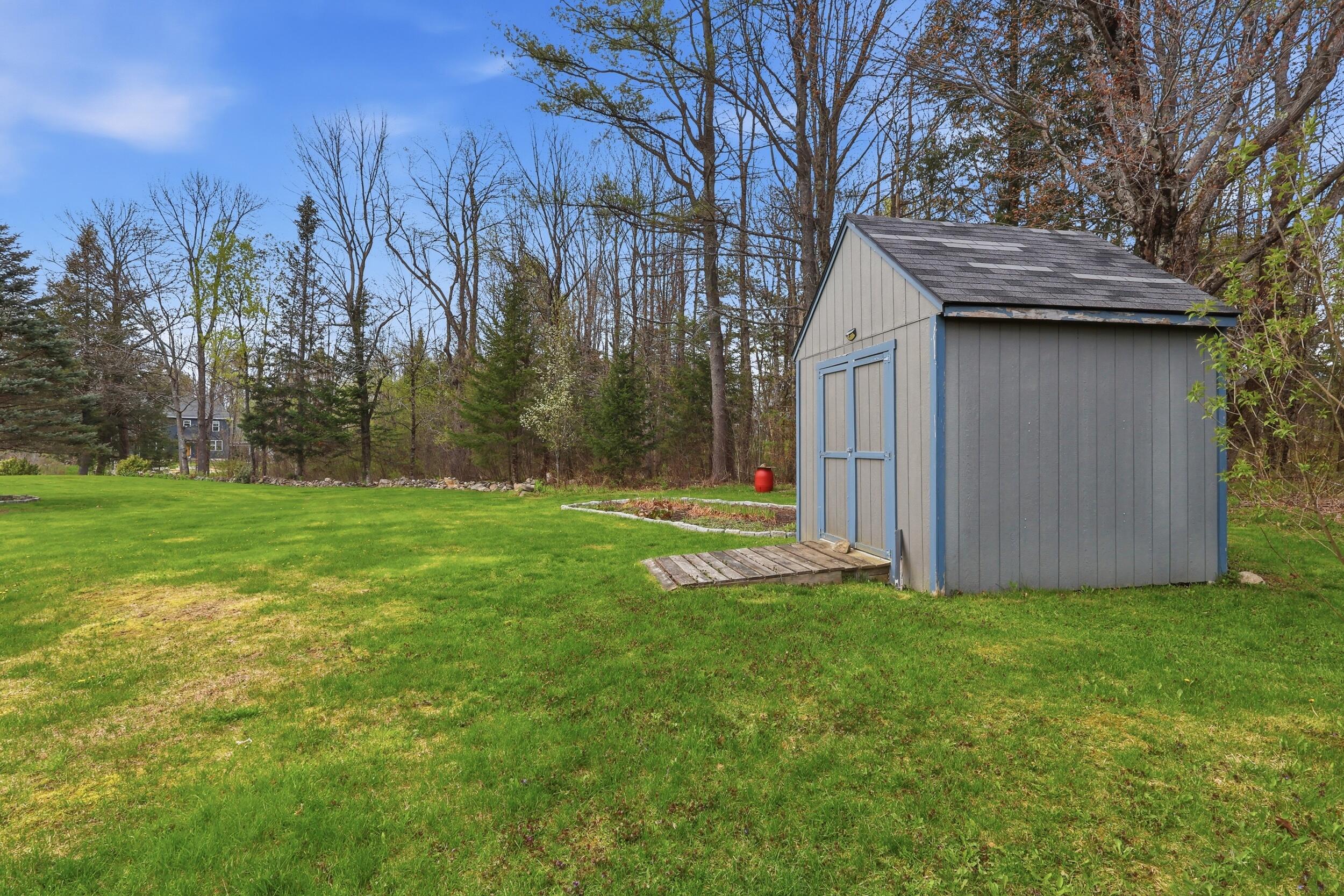 46 Longwood Drive Gardiner ME 04345