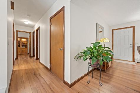 12 Friar Tuck Lane Brewer ME 04412