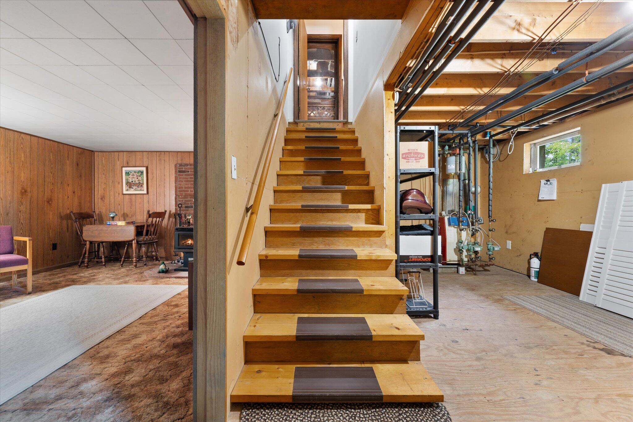 12 Friar Tuck Lane Brewer ME 04412