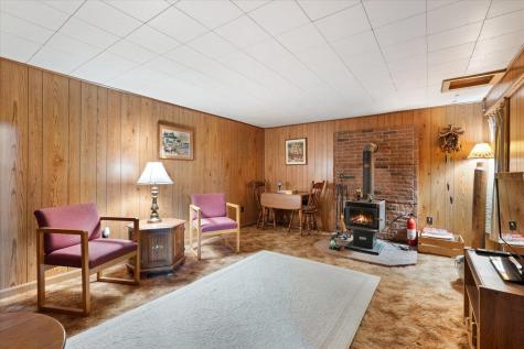 12 Friar Tuck Lane Brewer ME 04412