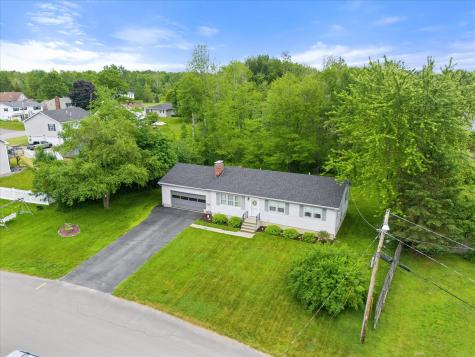 12 Friar Tuck Lane Brewer ME 04412