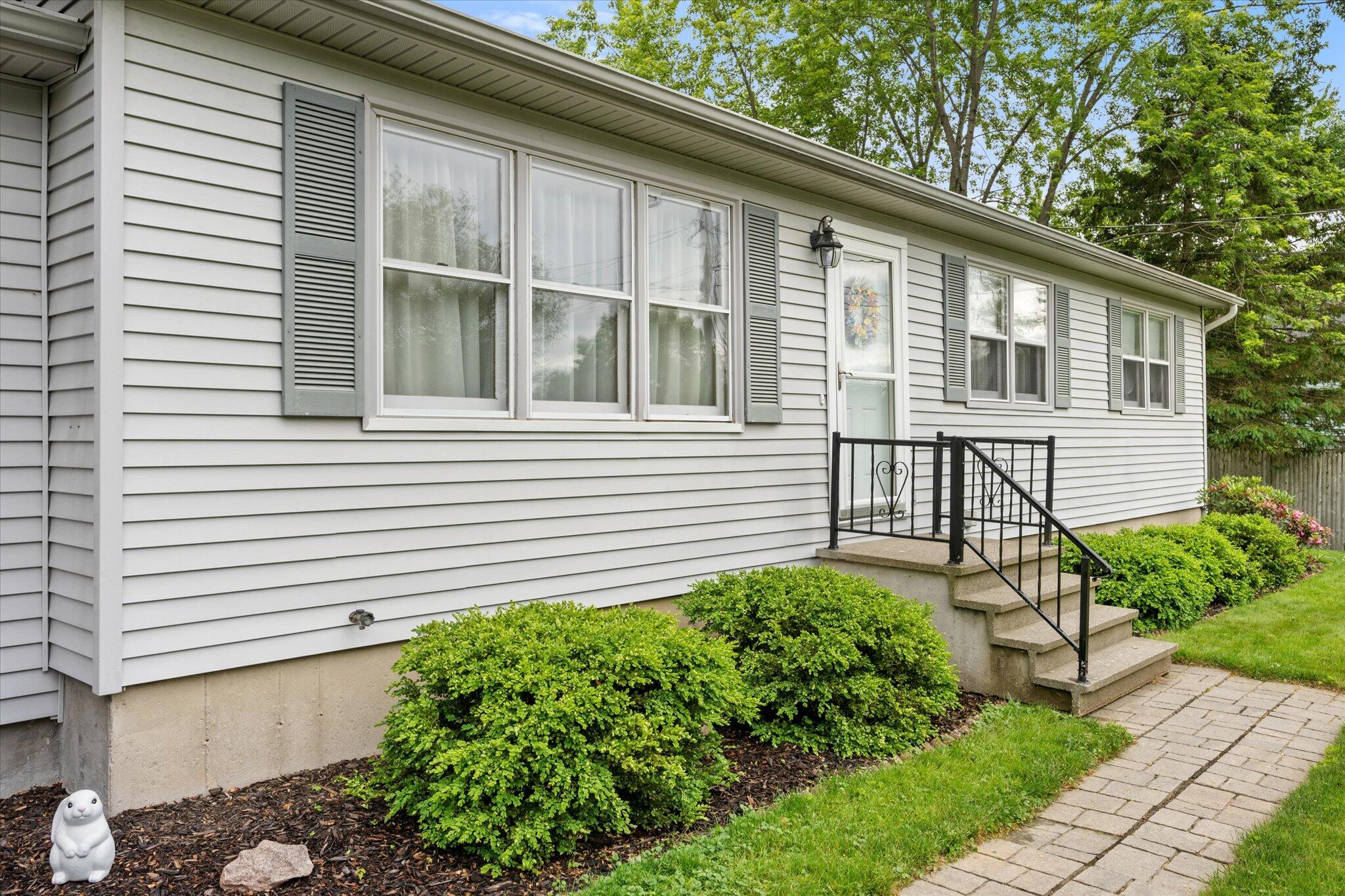 12 Friar Tuck Lane Brewer ME 04412