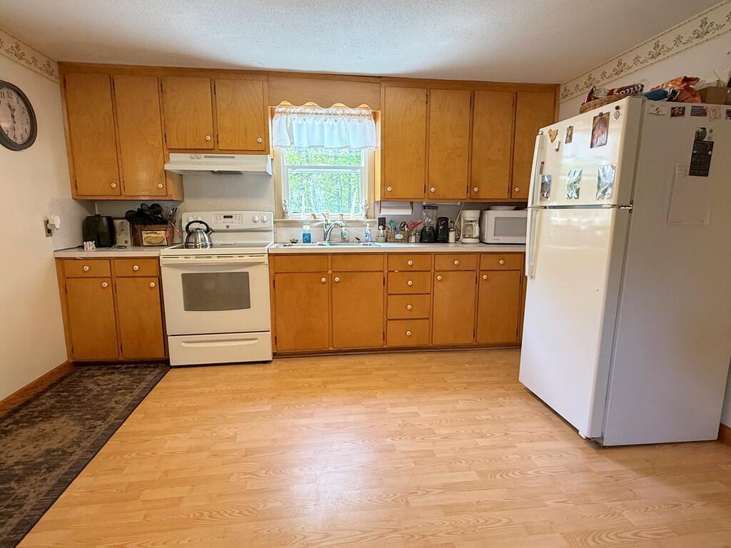 13 Hyde Road Jay ME 04239
