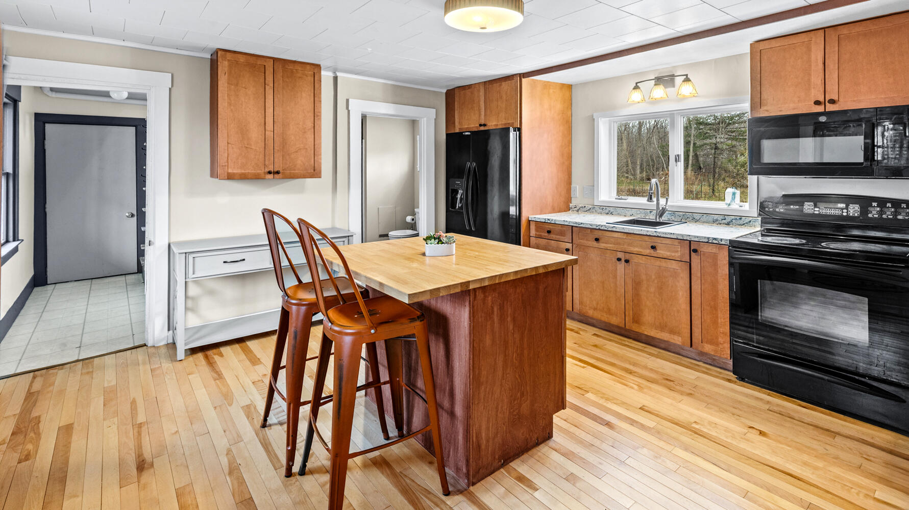 64 Penobscot Street Orono ME 04473
