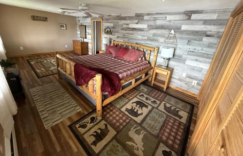 77 Meadow Road Raymond ME 04071