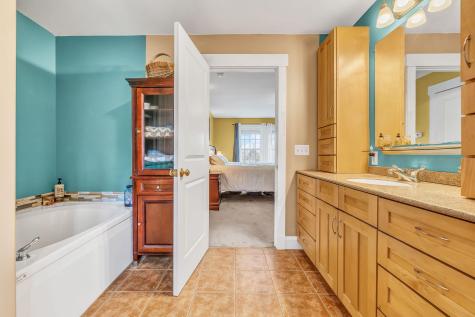 78 Star Drive Minot ME 04258