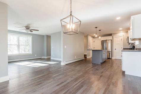 381 Middle Road Falmouth ME 04105