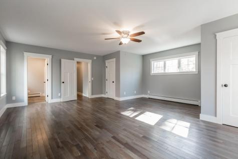 381 Middle Road Falmouth ME 04105