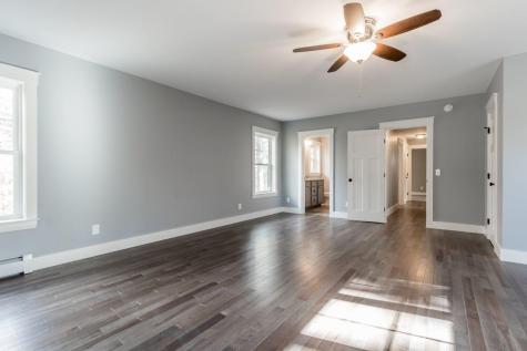381 Middle Road Falmouth ME 04105
