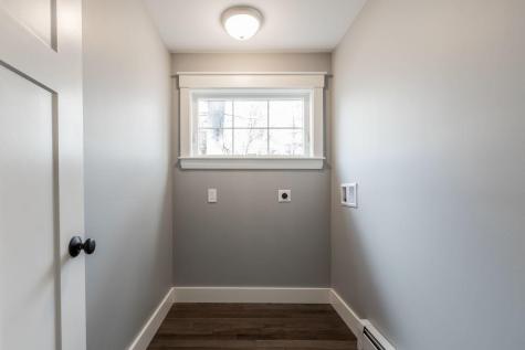 381 Middle Road Falmouth ME 04105