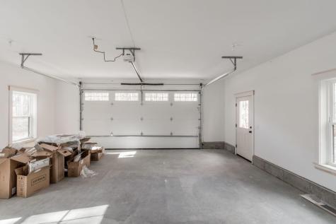 381 Middle Road Falmouth ME 04105