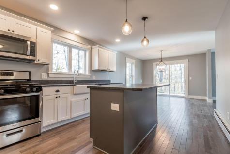 381 Middle Road Falmouth ME 04105