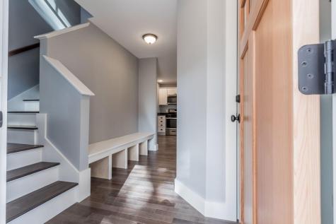 381 Middle Road Falmouth ME 04105