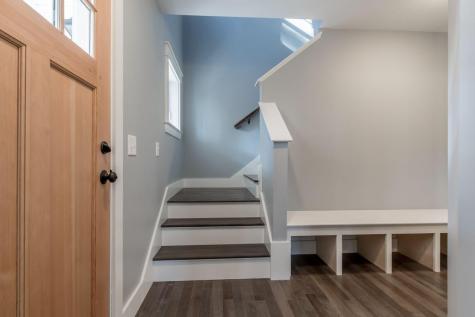 381 Middle Road Falmouth ME 04105
