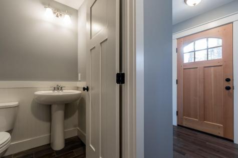 381 Middle Road Falmouth ME 04105