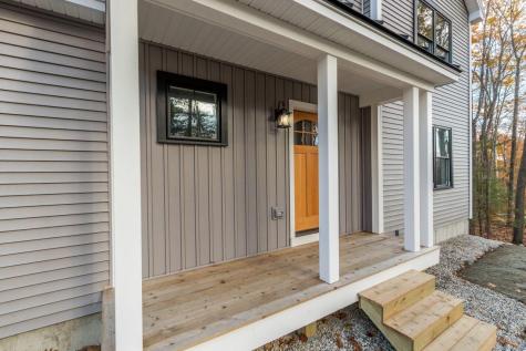 381 Middle Road Falmouth ME 04105