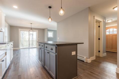 381 Middle Road Falmouth ME 04105