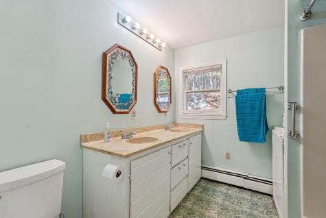 2539 Auburn Road Turner ME 04282