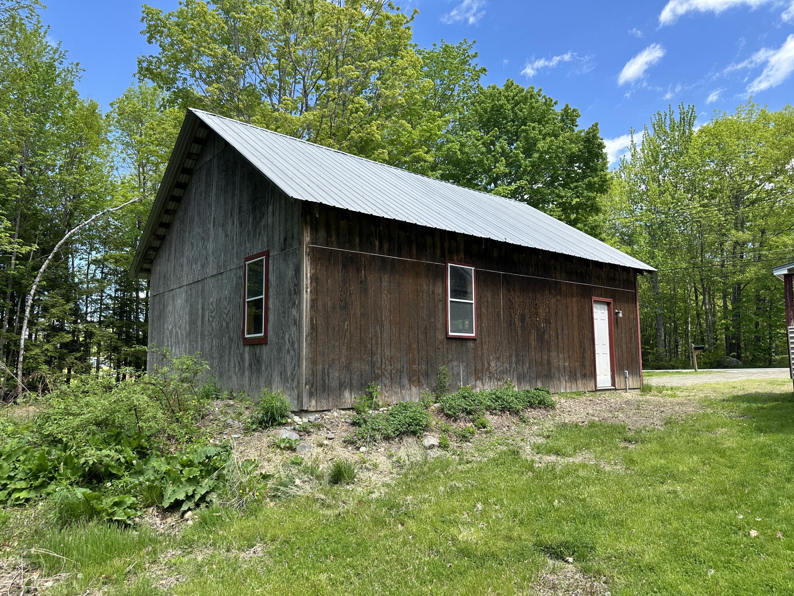 21 S Gage Road Oakland ME 04963