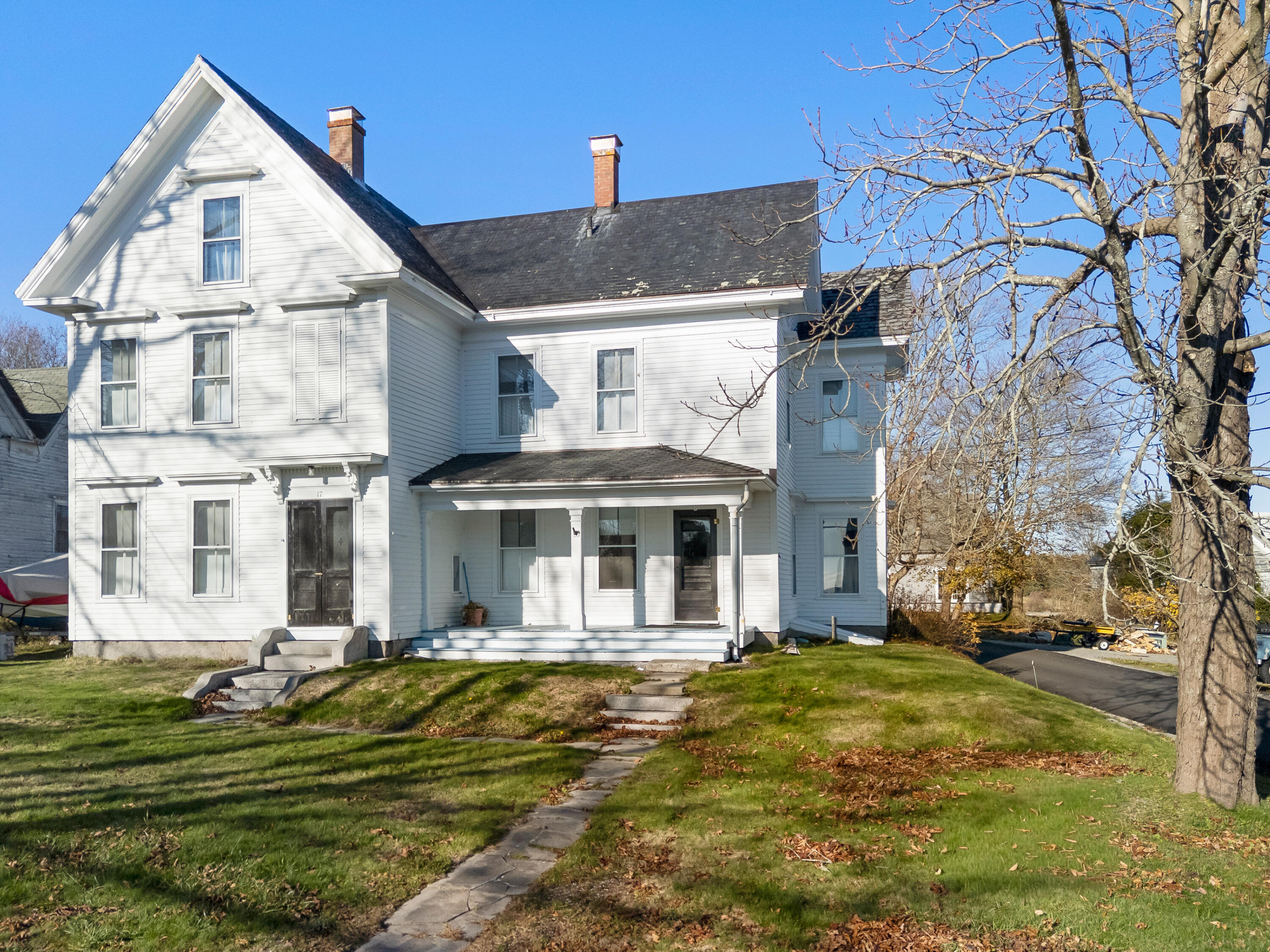 17 High Street Vinalhaven ME 04863