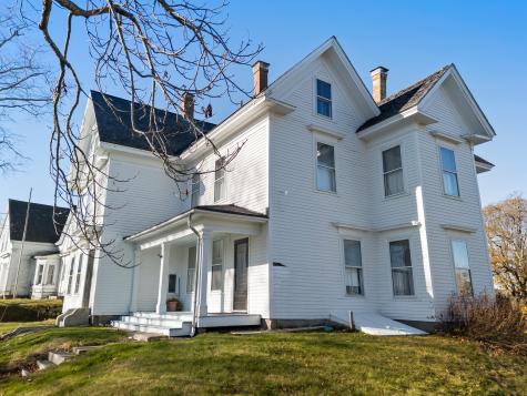 17 High Street Vinalhaven ME 04863
