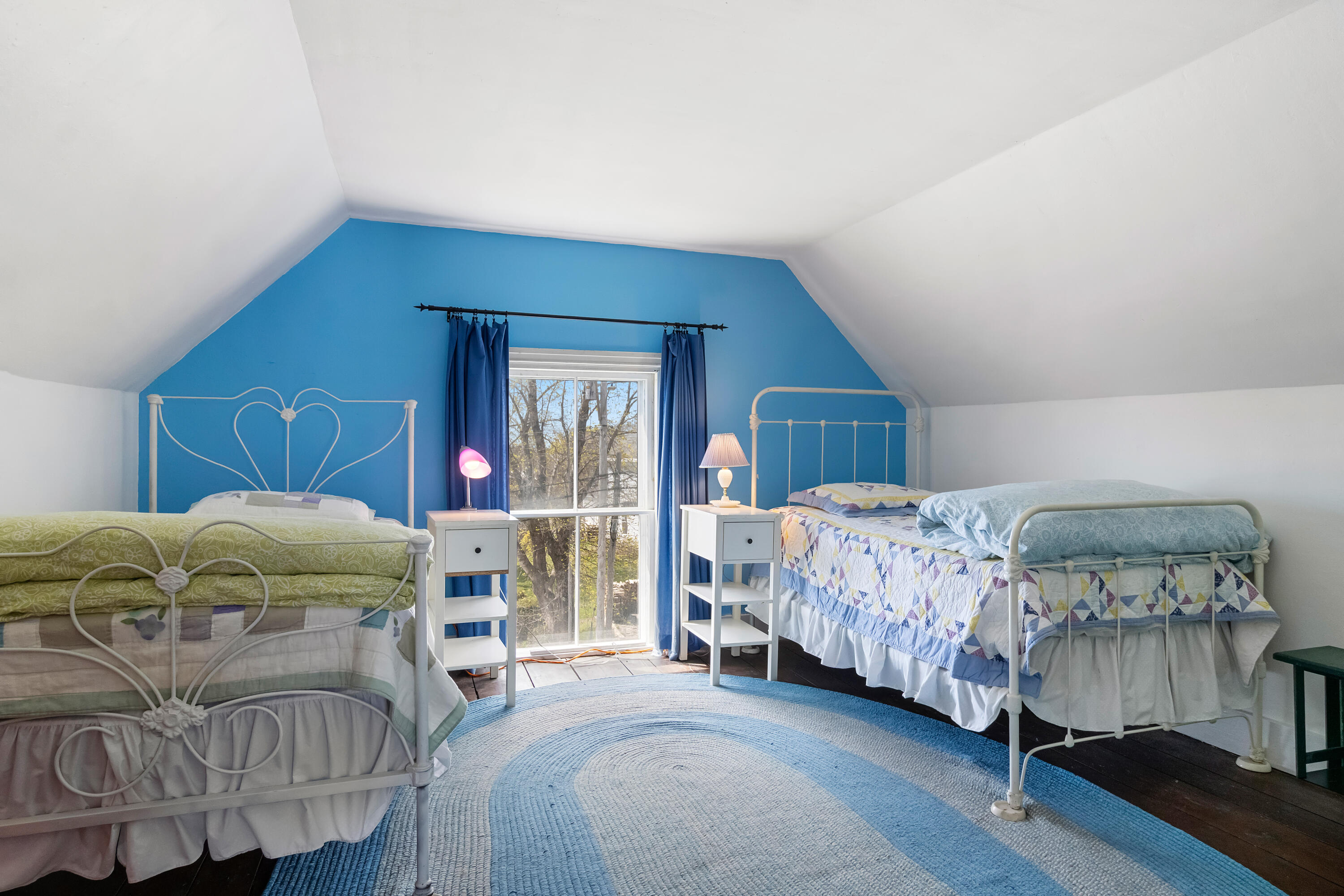 17 High Street Vinalhaven ME 04863