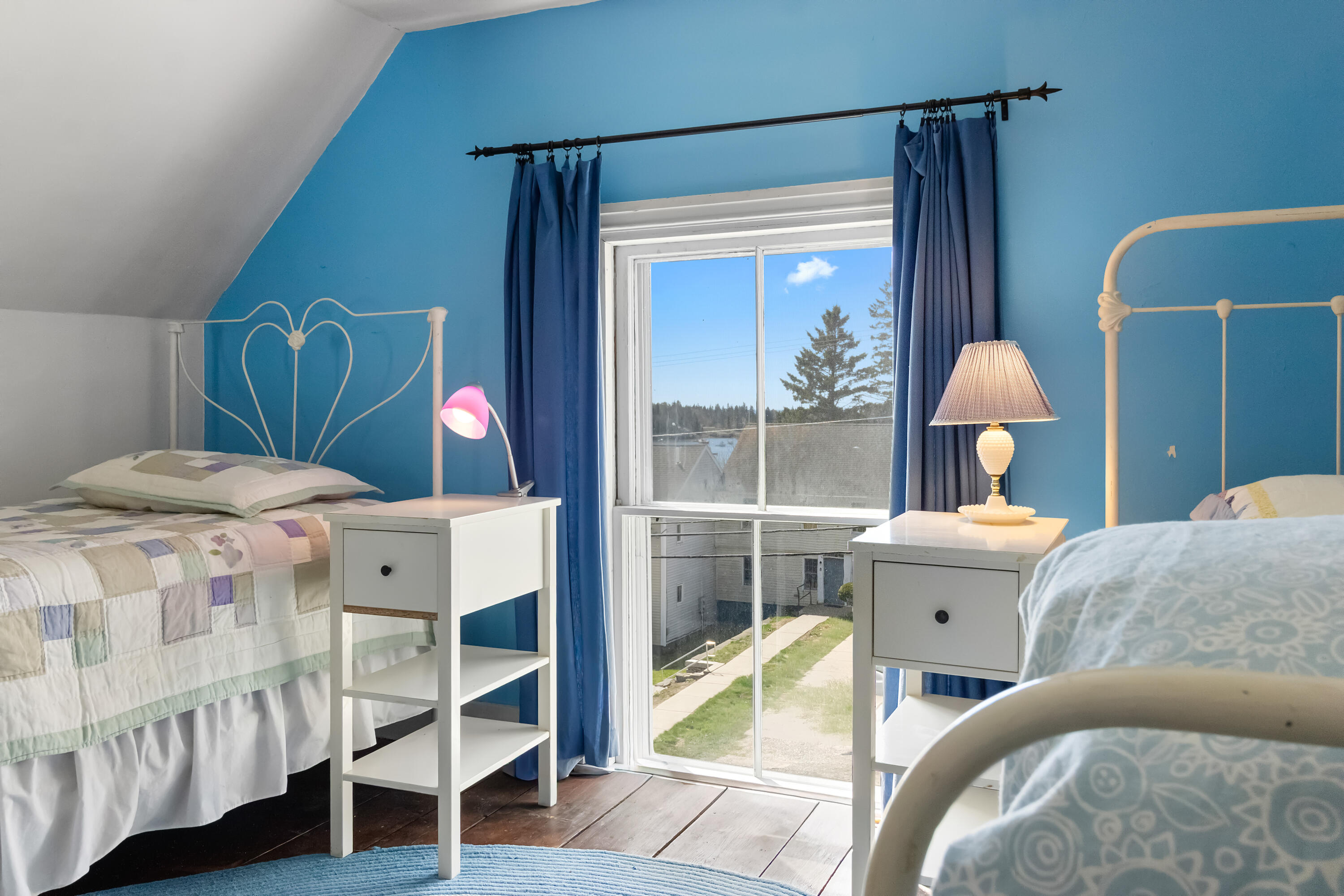 17 High Street Vinalhaven ME 04863