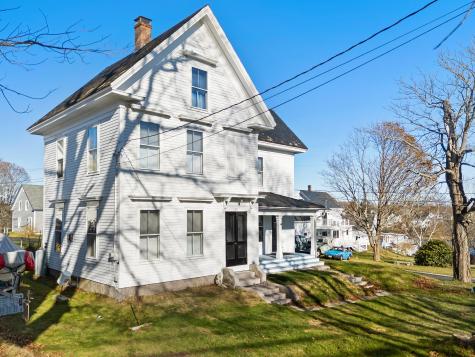17 High Street Vinalhaven ME 04863