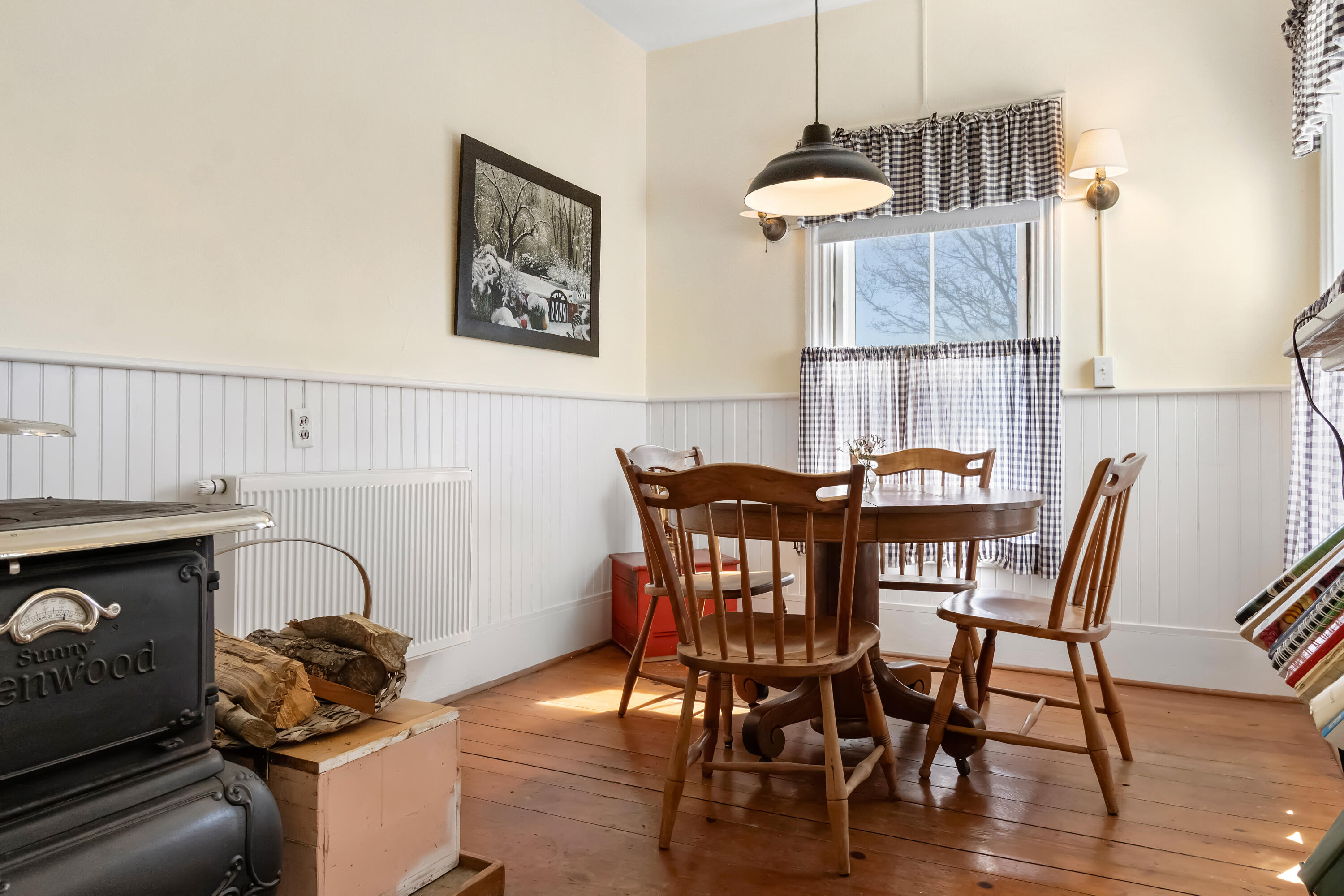 17 High Street Vinalhaven ME 04863