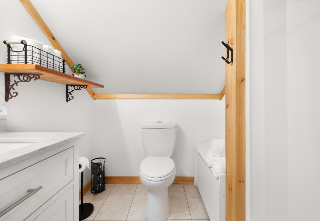 92 Conary Way Orland ME 04472