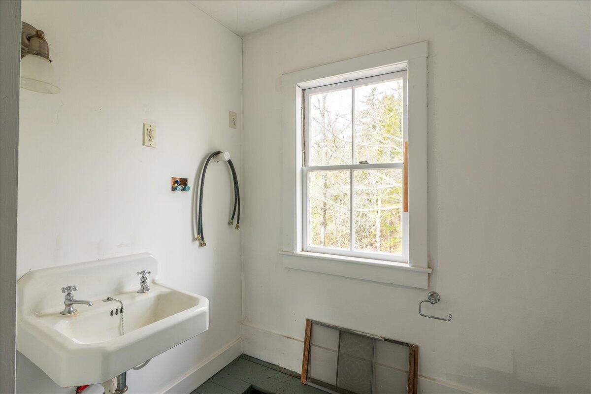 300 Main Road Islesboro ME 04848