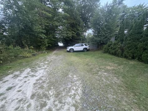 46 Chipmunk Lane Monmouth ME 04259