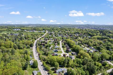 37 Longbow Court Auburn ME 04210